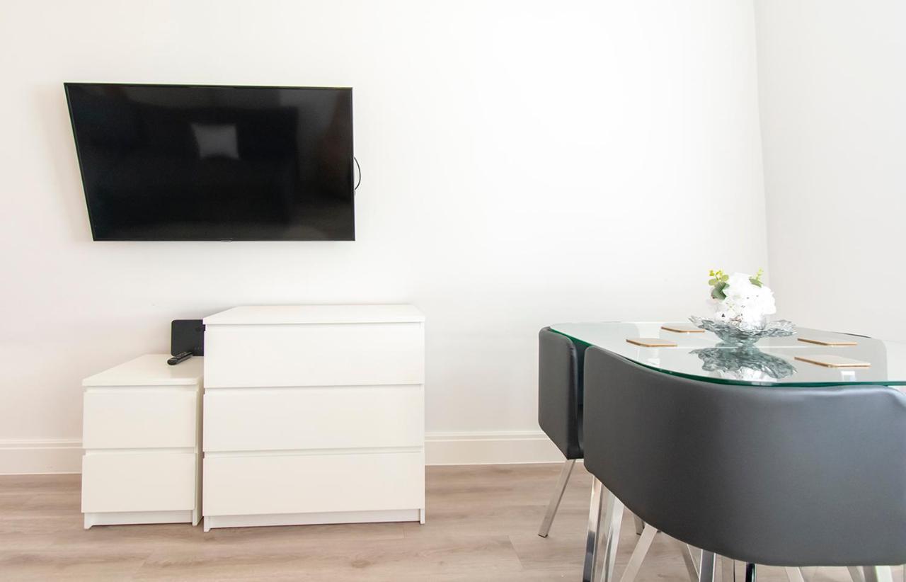 Apartament Modern 1 Bed Flat 2 Mins Walk From Restaurants Bars Clubs & Beach! Wow! Bournemouth Zewnętrze zdjęcie