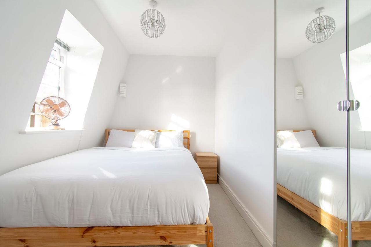 Apartament Modern 1 Bed Flat 2 Mins Walk From Restaurants Bars Clubs & Beach! Wow! Bournemouth Zewnętrze zdjęcie